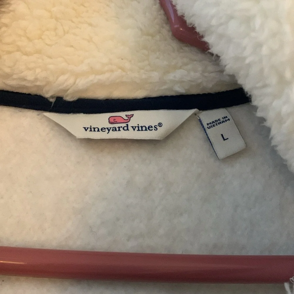 Vineyard Vines Fleece - Size L - Picture 3 of 5